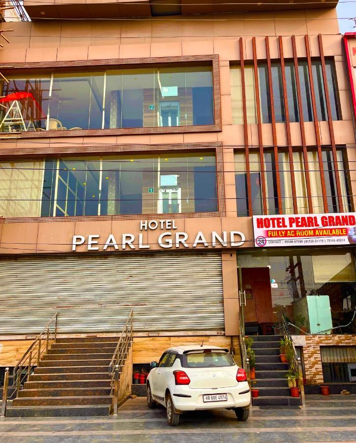 Hotel The Pearl Grand, Top Rated & Most Awarded Property In Chandigarh Zirakpur Exterior foto